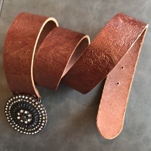 Fossil Round Rhinestone Buckle Brown Leath…